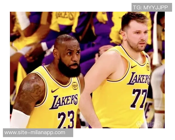 詹姆斯与东契奇上赛季联手出战23场比赛共同取得15胜8负佳绩