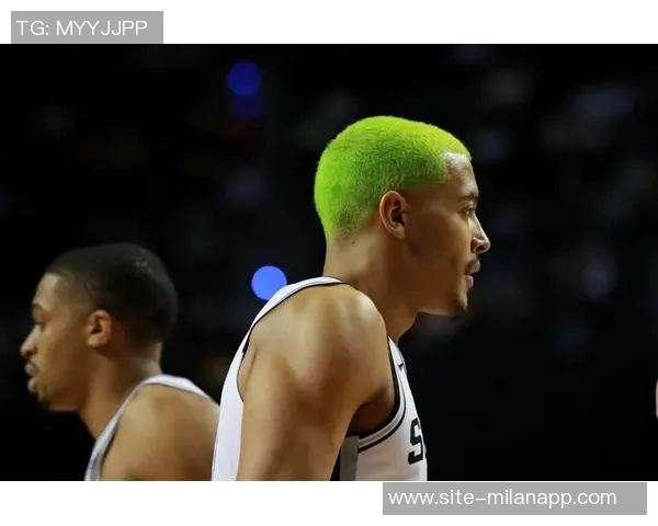 凯尔登谈与文班互剃光头的趣事及注意事项分享