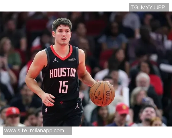 谢泼德进攻强势但防守时偶显短板需加强应对策略 谢泼德进攻强势但防守时偶显短板需加强应对策略